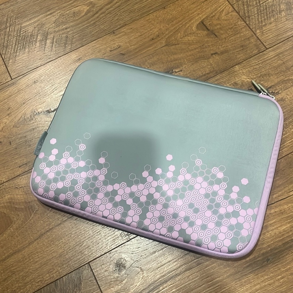 Padded laptop case